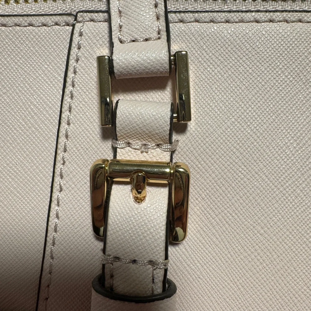 Michael Kors Blush Pink Tote Bag - Picture 4 of 11